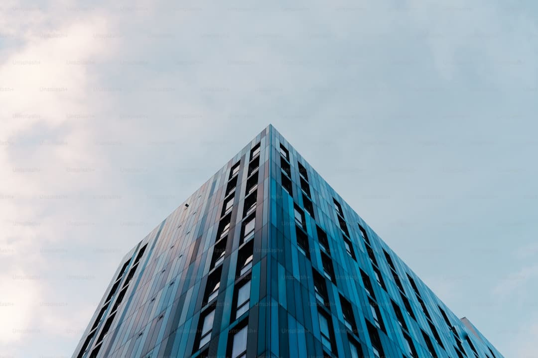 国乒队员机场露脸 王楚钦与肖战忘年交引重视